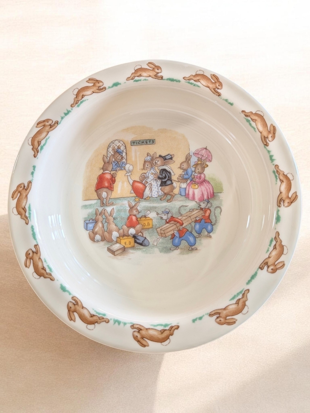Royal Doulton Bunny Parade Ceramic Serving Bowl - Cream & Brown